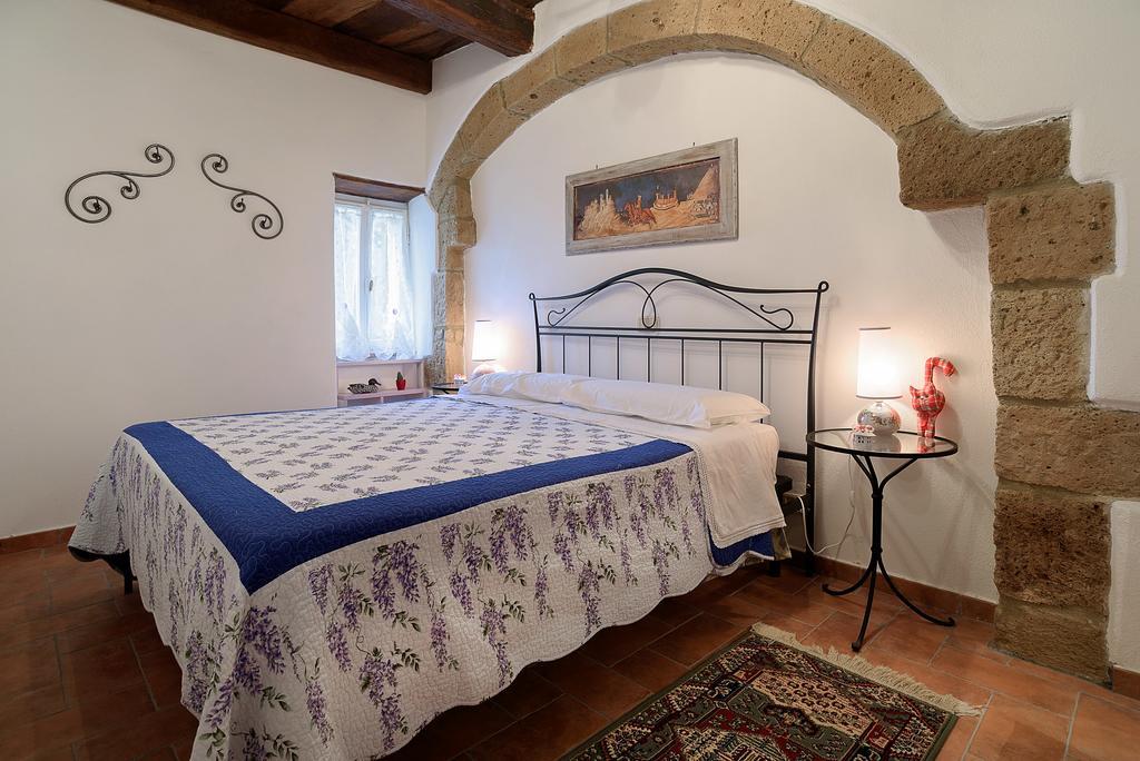 Casetta Nella Fratta Pitigliano Esterno foto