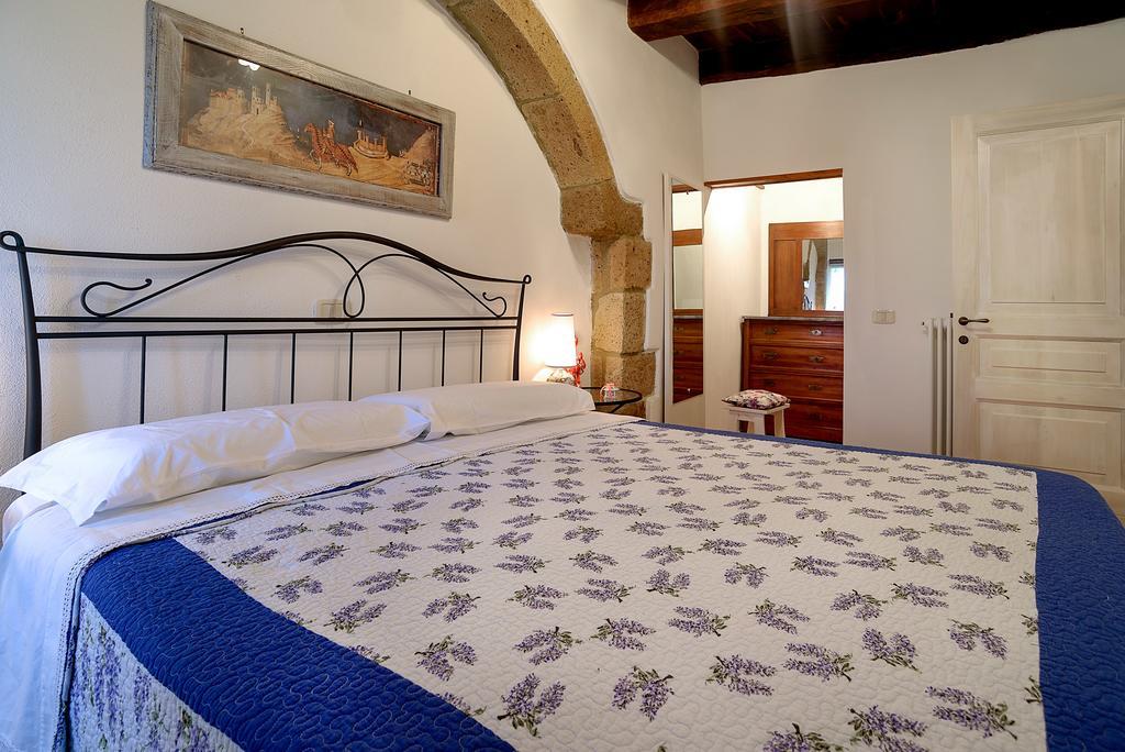 Casetta Nella Fratta Pitigliano Esterno foto